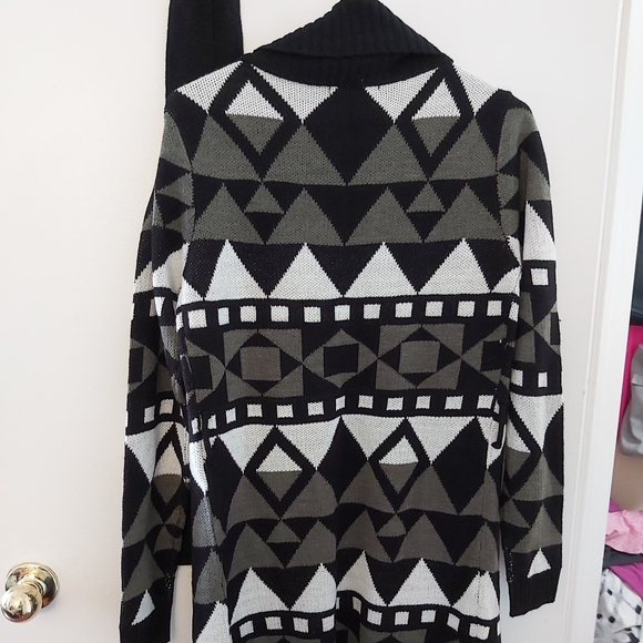 Nwt wrap sweater - Picture 2 of 5